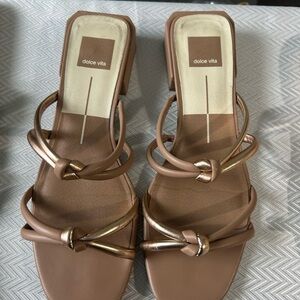 Dolce Vita Women's Brown Strappy Sandals